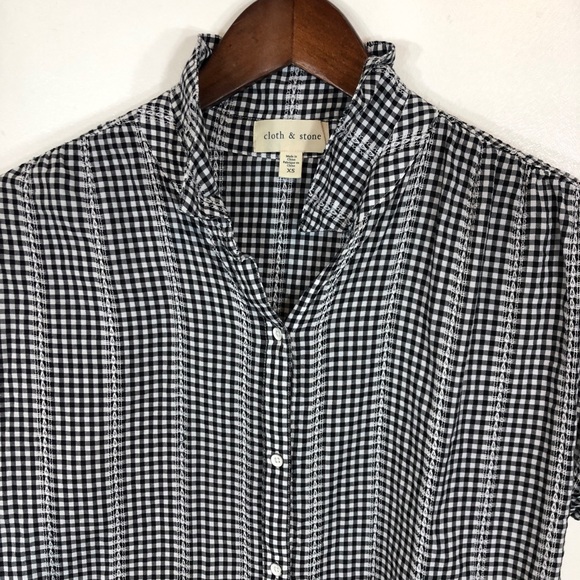 Cloth&Stone Anthro Gingham Plaid Button Down Shirt - Picture 7 of 8